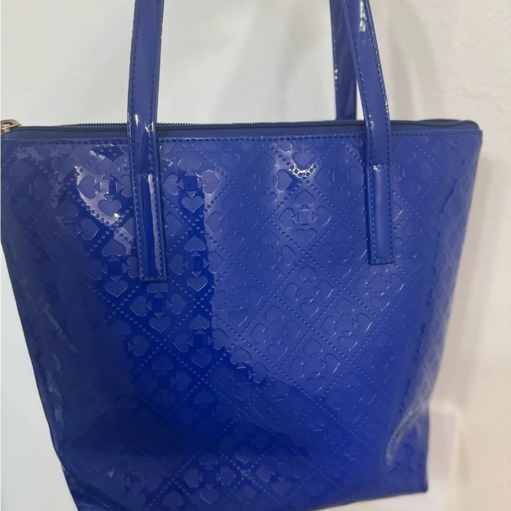 Kate Spade New York
Emerald Avenue Jeralyn Tote Bag - Picture 9 of 15